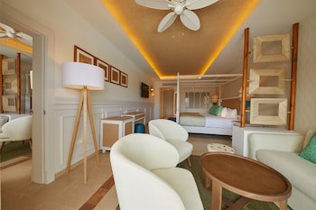 Bahia Principe Luxury Esmeralda - All Inclusive - Newly Renovated