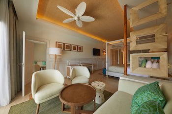 Bahia Principe Luxury Esmeralda - All Inclusive - Newly Renovated