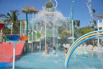 Bahia Principe Luxury Esmeralda - All Inclusive - Newly Renovated