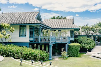 Devasom Hua Hin Resort