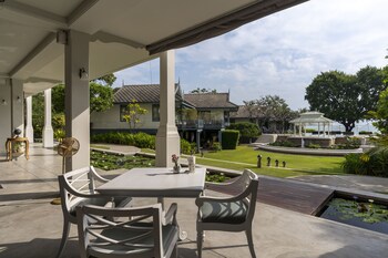 Devasom Hua Hin Resort