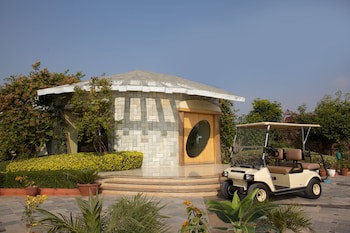 Shri Radha Brij Vasundhara Resort & Spa