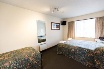 Airport Gateway Motor Lodge