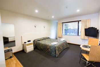 Airport Gateway Motor Lodge