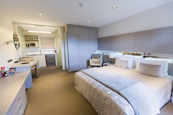 Airport Gateway Motor Lodge