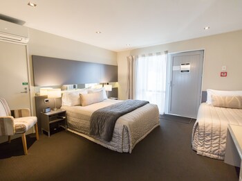 Airport Gateway Motor Lodge