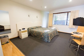 Airport Gateway Motor Lodge