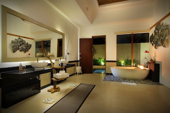 Ashoka Tree Resort At Tanggayuda, Ubud