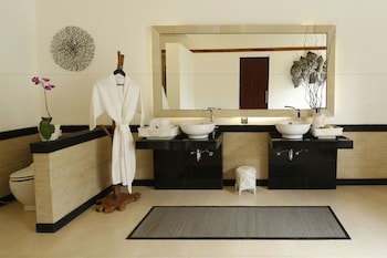 Ashoka Tree Resort At Tanggayuda, Ubud