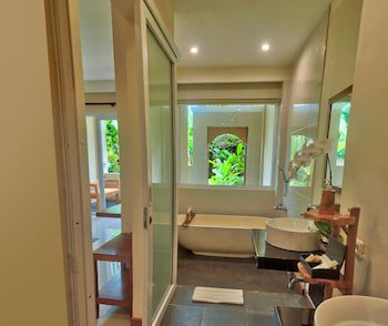 Ashoka Tree Resort At Tanggayuda, Ubud