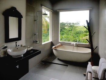 Ashoka Tree Resort At Tanggayuda, Ubud