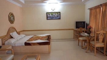 Kishkinda Heritage Resort