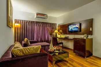 Gis Select Banjara  Hills