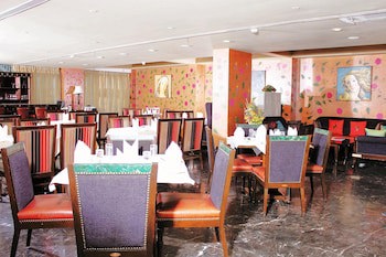 Gis Select Banjara  Hills