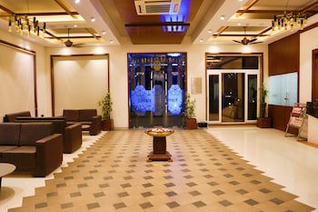 7 Apple Resort Lonavala