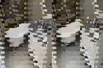 Ena Boutique Hotel & Residences