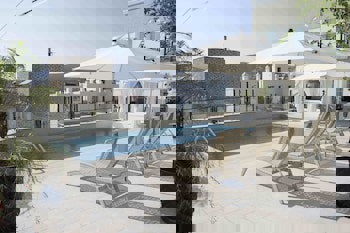 Ena Boutique Hotel & Residences