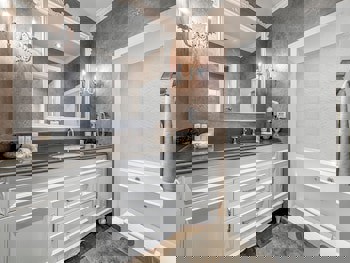 Ena Boutique Hotel & Residences