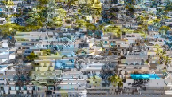 Ena Boutique Hotel & Residences