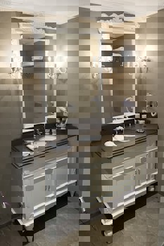 Ena Boutique Hotel & Residences