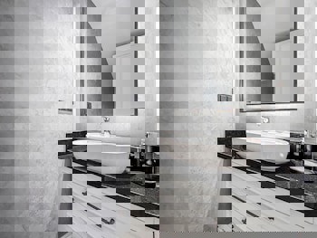 Ena Boutique Hotel & Residences