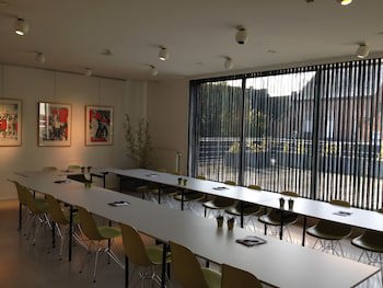 Corbie Geel