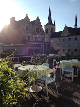 Corbie Geel