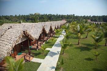 Symphony Palms Beach Resort