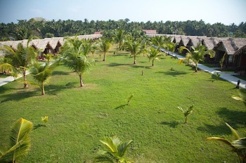 Symphony Palms Beach Resort