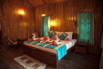 Symphony Palms Beach Resort