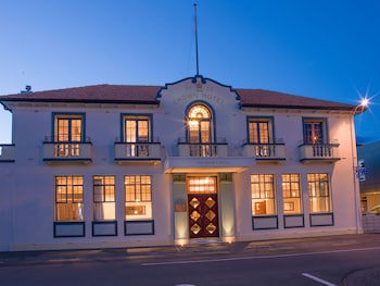 The Crown Hotel Napier