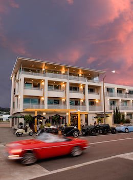 The Crown Hotel Napier