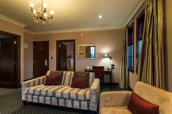 The Crown Hotel Napier