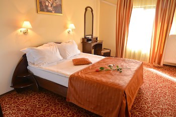 Central Hotel