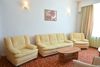 Central Hotel