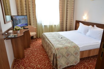 Central Hotel