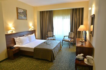 Central Hotel