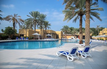 Al Hamra Village Hotel