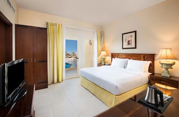 Al Hamra Village Hotel