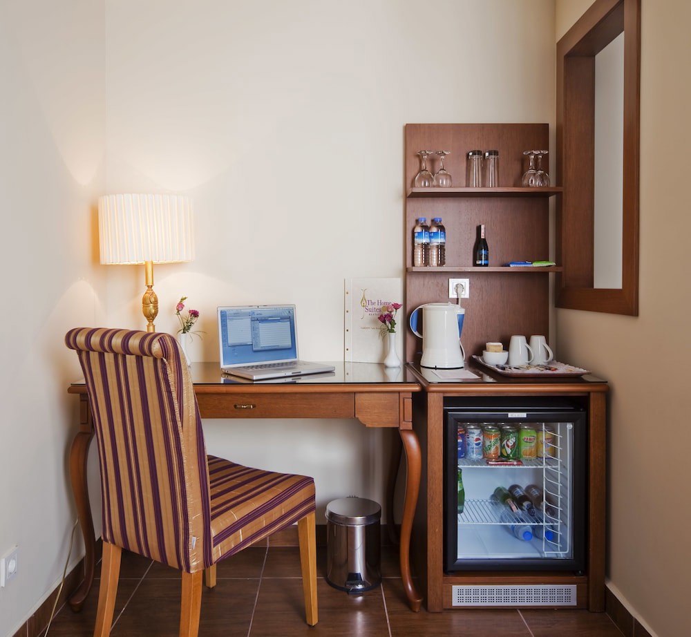 GLK PREMIER The Home Suites & Spa - Boutique Class