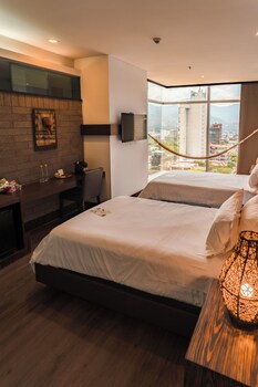 Diez Hotel Categoria Colombia