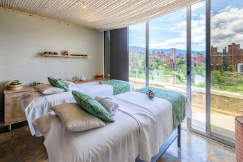 Diez Hotel Categoria Colombia