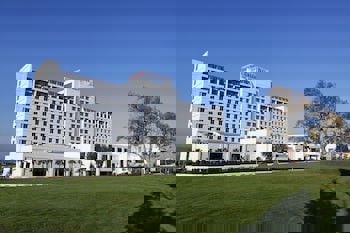 The Green Park Pendik