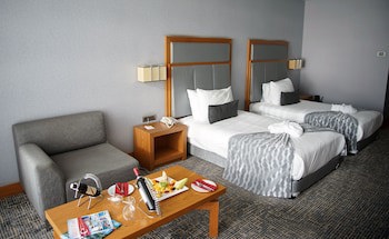 The Green Park Pendik