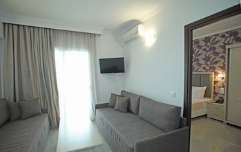 Naias Beach Hotel galeri fotoğrafı