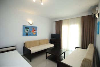 Naias Beach Hotel galeri fotoğrafı