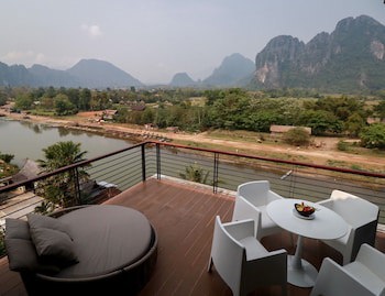 Inthira Vang Vieng