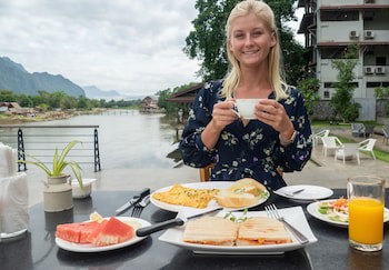 Inthira Vang Vieng