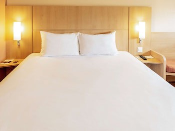 Ibis Oviedo