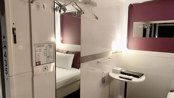 First Cabin Midousuji - Namba